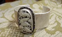 ../images/bracelets/RSCN2084.webp