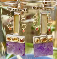 ../images/earrings/IMG_0278.webp